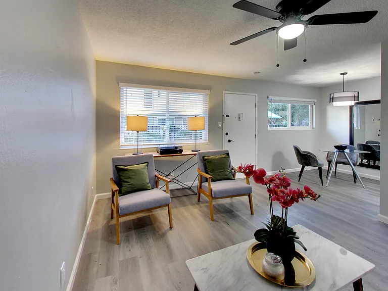 PARKSIDE APARTMENTS — Photo 5