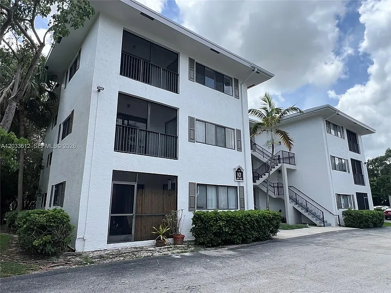2445 SW 18th Ter #1009 — Photo 13