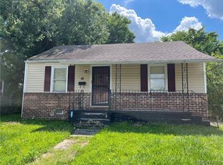 16 N Burch St, Petersburg, VA 23803