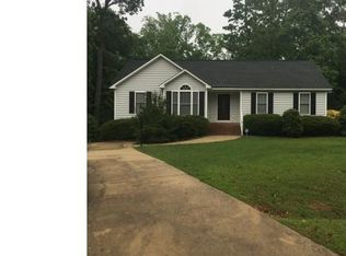 2524 Waterford Ct, Sanford, NC 27330