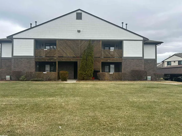 34644 Mercer Ln, Fraser, MI 48026