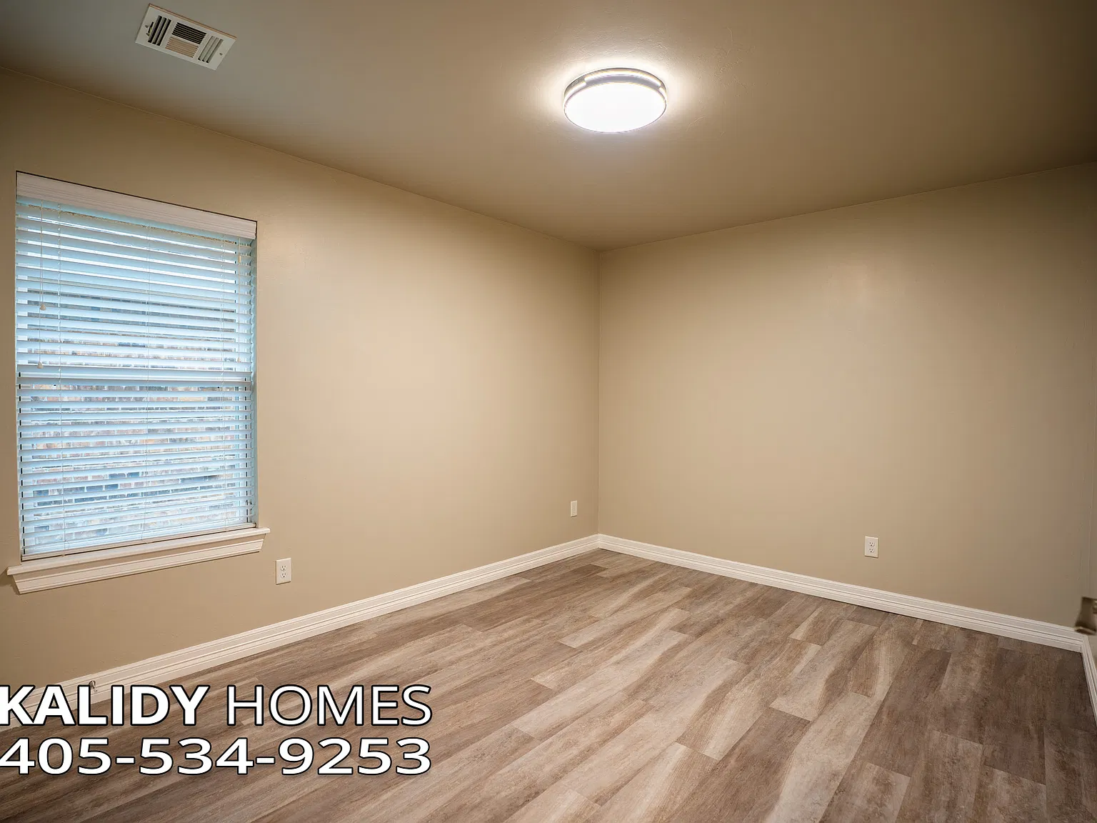 8732 Yassir Boulevard - 1 — Photo 4