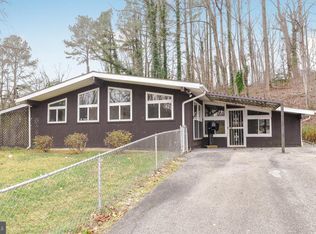 26987 Maple Dr, Mechanicsville, MD 20659