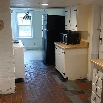 3rd image of 137 E Main St #1