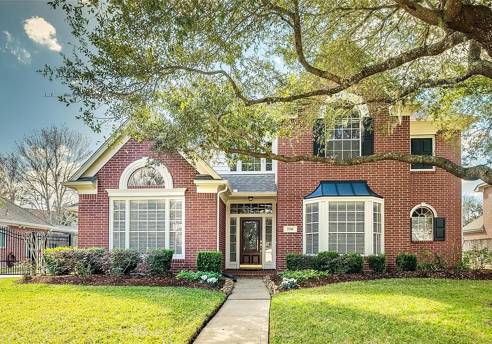 1st image of 7718 Shady Way Dr