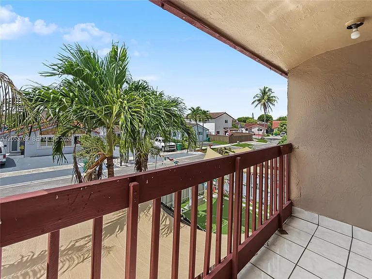 13314 SW 60th Ter — Photo 30