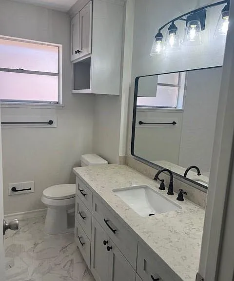 1524 Primrose Ave — Photo 7
