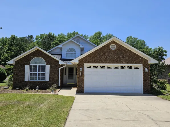 95 Ridge Lake Dr, Manning, SC 29102