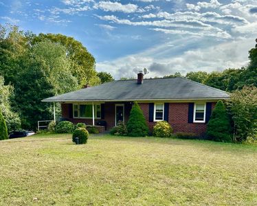 1657 Hartford Tpke, North Haven, CT, 06473