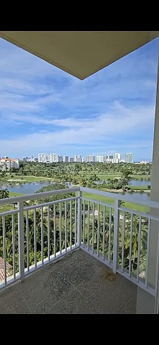 19501 W Country Club Dr #1013 Photo 1