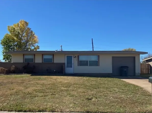 2320 NW 32nd St, Lawton, OK 73505