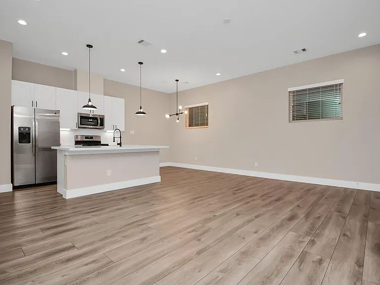 1235 W Tidwell Rd — Photo 7
