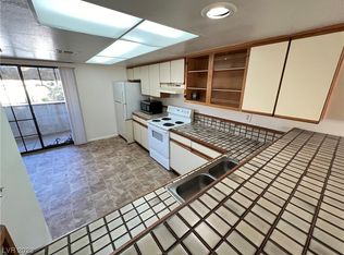 2080 Karen Ave #93, Las Vegas, NV 89169