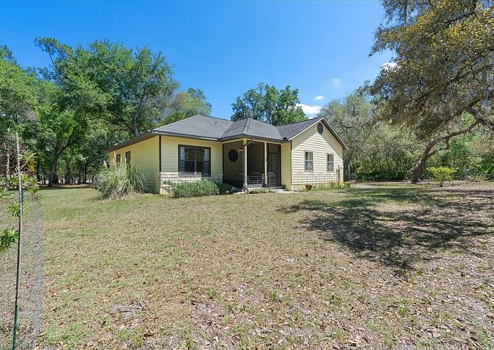 1st image of 124 Mandarin Lake Rd