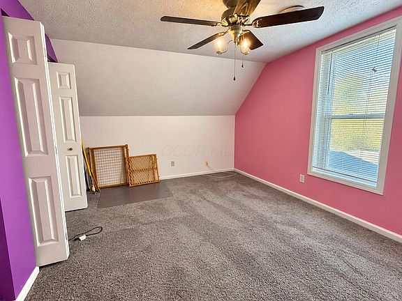 4th image of 208 N Main St