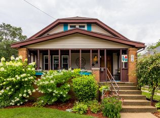 1018 Beechwood St NE, Grand Rapids, MI 49505