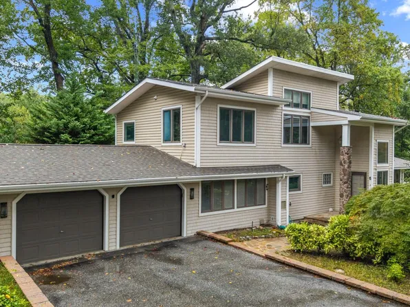 4 Tower Rd, Severna Park, MD 21146
