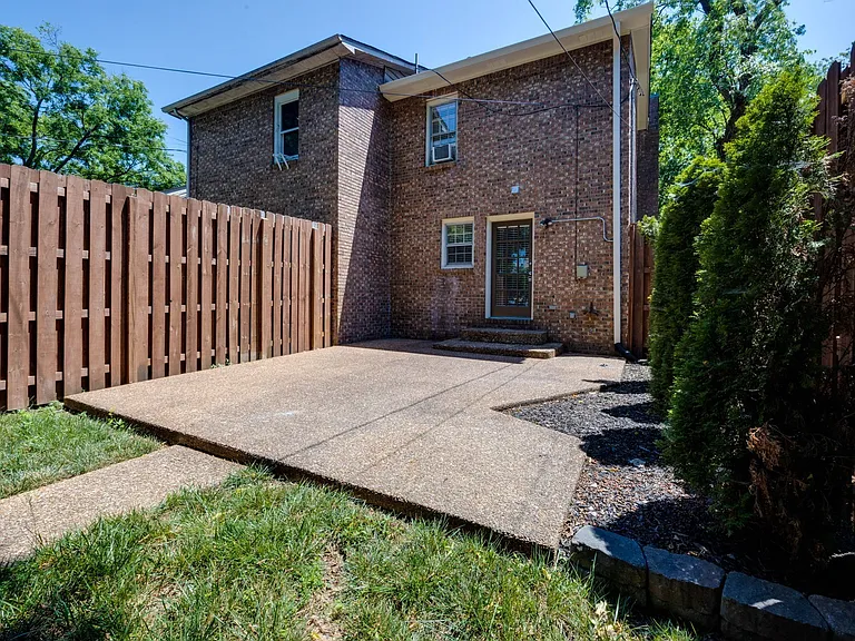 2604 Belcourt Ave #B — Photo 26