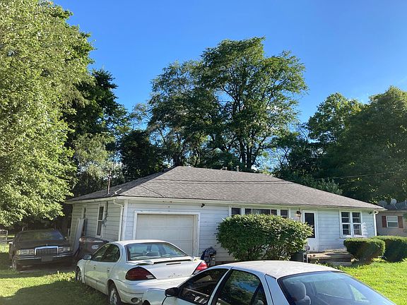 5th image of 705 W Vineyard St