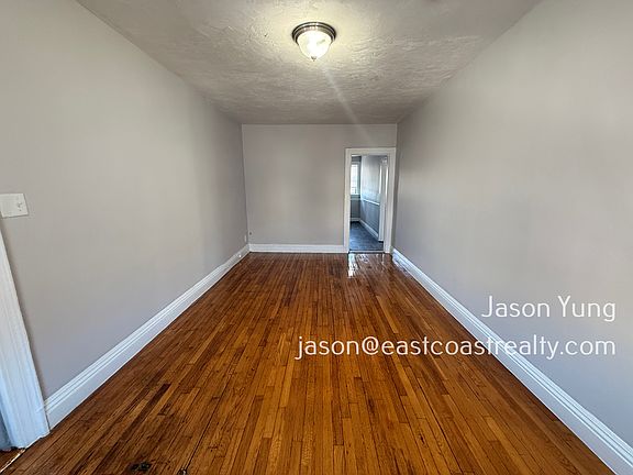 4th image of 35 Lourdes Ave #5