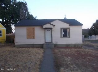 1021 S 2nd Ave, Yakima, WA 98902