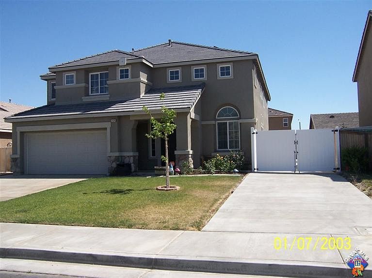 2nd image of 3124 Perdot Ave