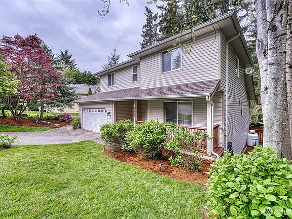 2nd image of 7049 NE Hannah Court