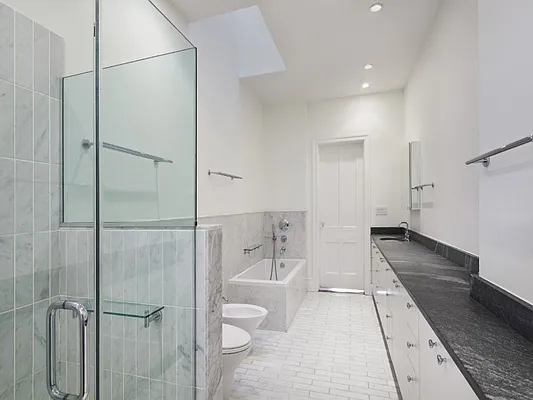 Rented by Sotheby's International Realty | media 53