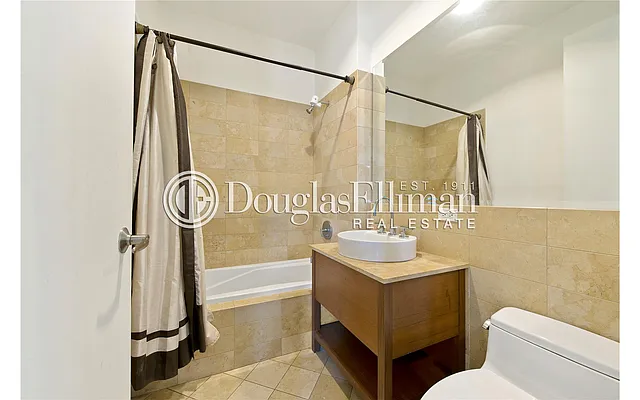 Sold by Douglas Elliman | media 14