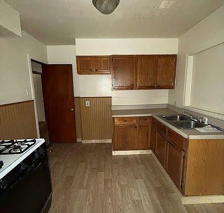 5th image of 1107 Poppen Dr