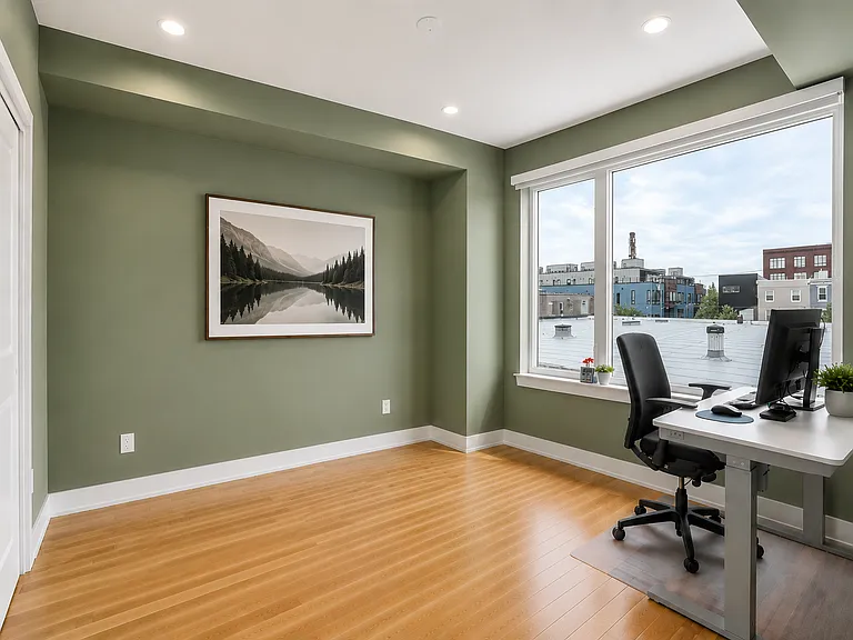 1726 Waterloo St — Photo 14