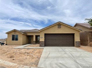 2633 Kingman Ave, Bullhead, AZ 86429