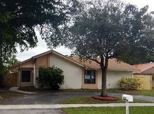 8151 SW 4th Pl, North Lauderdale, FL 33068