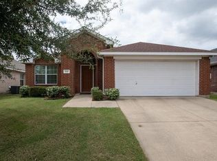 211 Waterford Dr, Wylie, TX 75098