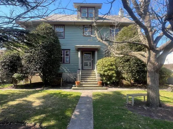 2 S Union Ave, Margate City, NJ 08402