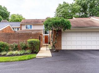 2817 Oakton Manor Ct, Oakton, VA 22124