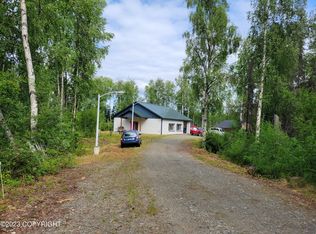 14435 N Lakeshore Dr, Palmer, AK 99688