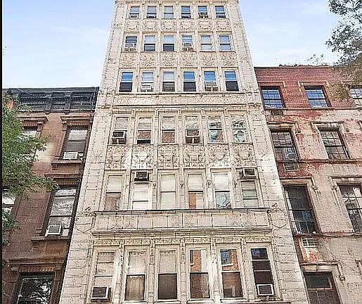 2nd image of 126 W 73rd St APT 1D