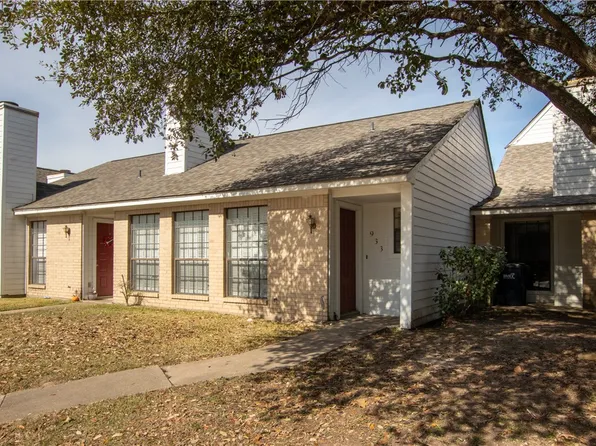 933 Spring Loop, College Station, TX 77840