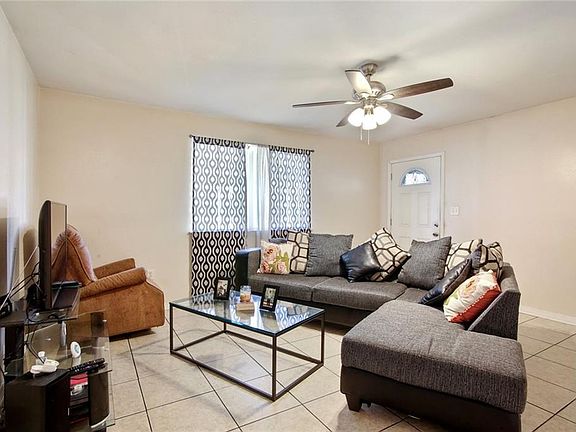 3rd image of 8801-03 Curran Blvd