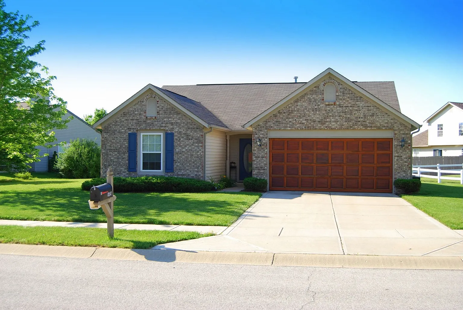 8247 Cardinal Ct photo 1