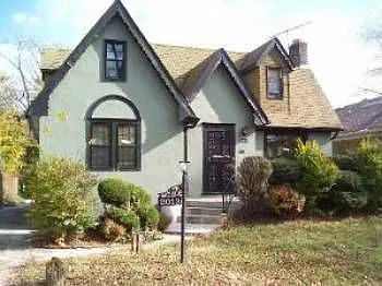 2013 S 7th Ave photo 1