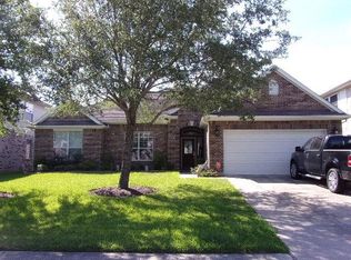 4432 W Maple Dr, Friendswood, TX 77546