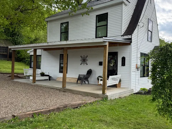 906 E 6th St, Maysville, KY 41056