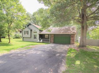 1 Pleasant View Ln, Circle Pines, MN 55014