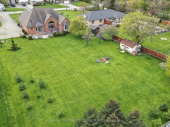 4th image of 9538 Tower Rd