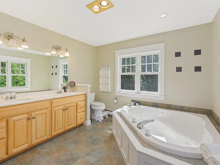 662 Hurricane Rd — Photo 30