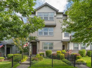 3717 E Oak Grove St, Newberg, OR 97132