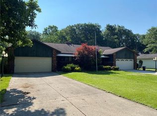 6993 Fry Rd, Middleburg Heights, OH 44130