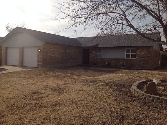 3rd image of 908 Wilkinson Dr